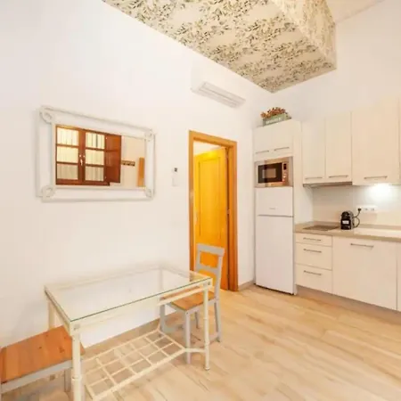 Apartament Monkeys Castilla Triana Sewilla